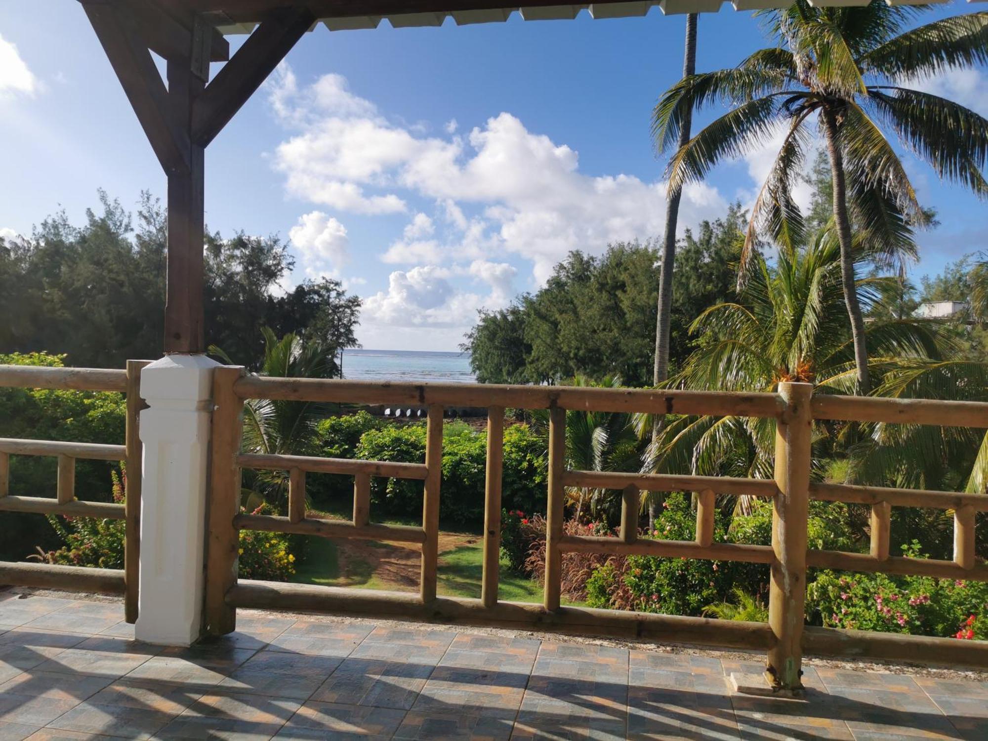 Poisson D'Or Guest House Port Mathurin Bagian luar foto